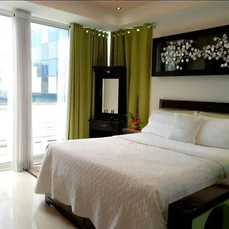 Executive Studio Apartment In Bgc